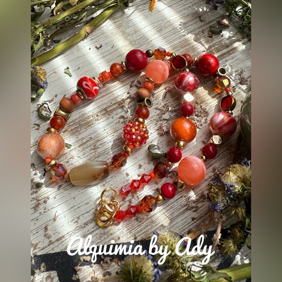 RED CRYSTAL AND CARNELIAN BUBBLES STATEMENT NECKLACE - Picture 1 of 5